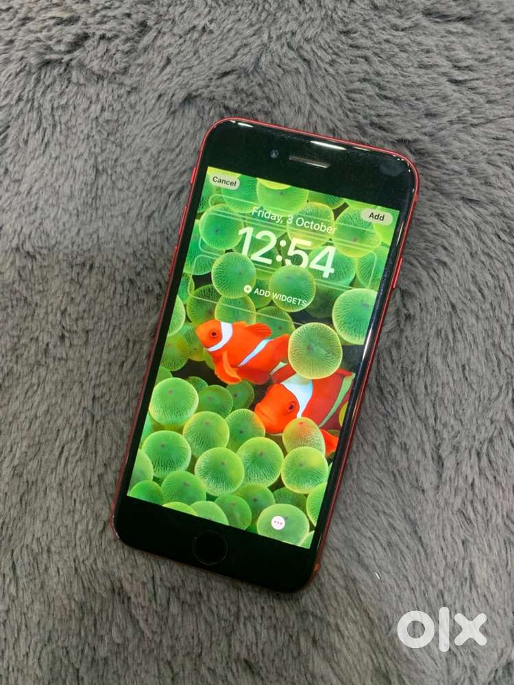 Apple iphone SE 2nd gen \ 128gb \ 4.7inch \ with bill