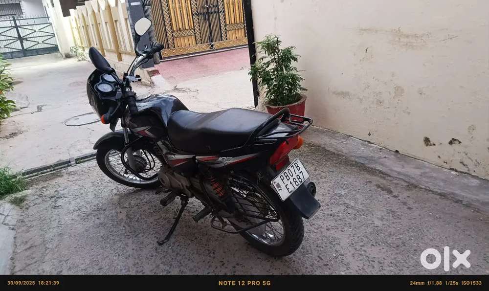 Motercycle ct100 second hand bike