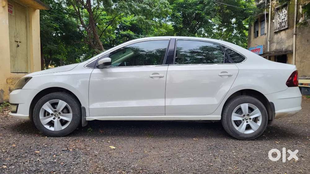 Sell my Skoda Rapid 1.6 liter petrol Engine for 1st owner.car is good.