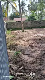 7 cent Plot For Sale, 4.5 Lak per cent.Near Lakeshore Hospital Kochi.