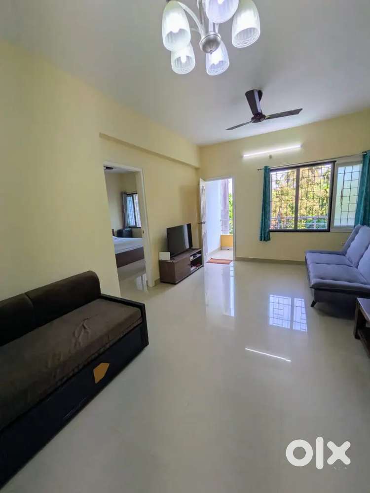 Fully furnished flat Velenciya 2 and 1 BHK 22 and 22k