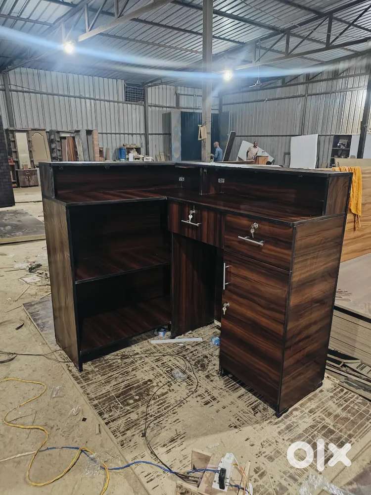 L shape counter table