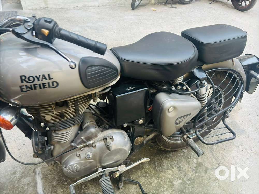2 nd owner best condition fully maintained new rear tyre new lock
