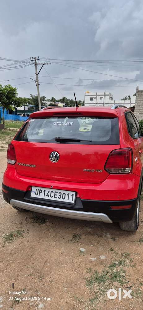 Volkswagen CrossPolo 2014 Diesel Good Condition
