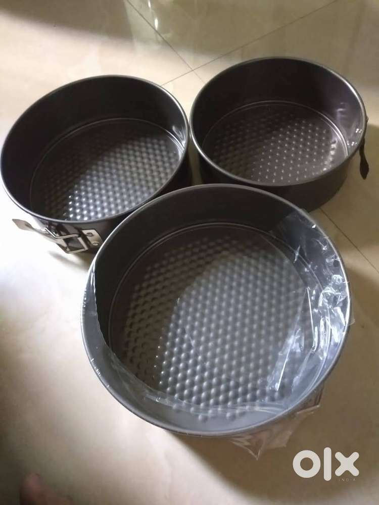 Cake Tin Set
