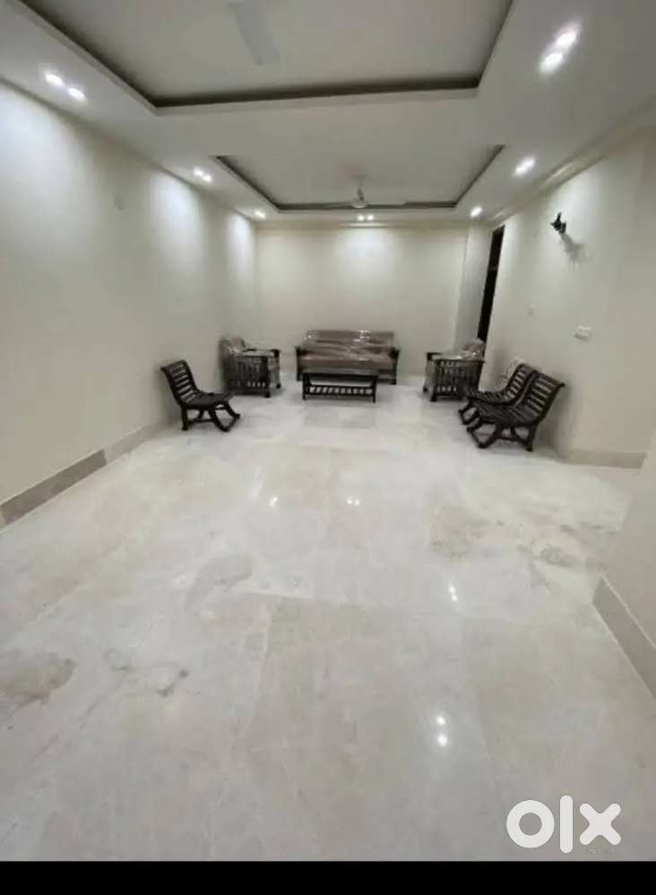 3bhk builder floor in saket