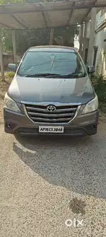 Toyota Innova 2014 Diesel Well Maintained