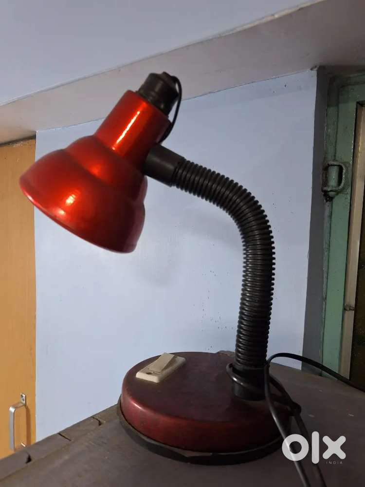 Study lamp