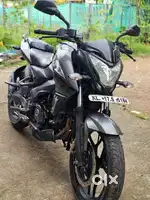 Bajaj Ns 200