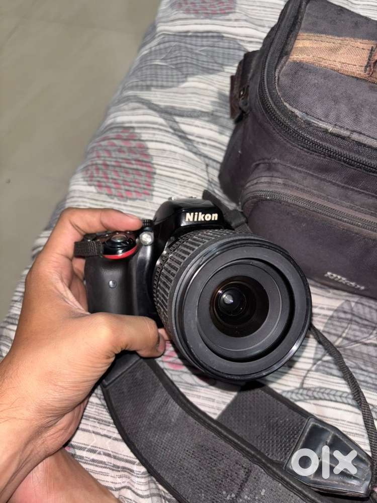 NIKON D5100