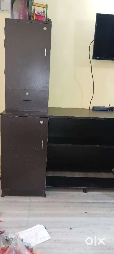 Computer table/working desk/study table