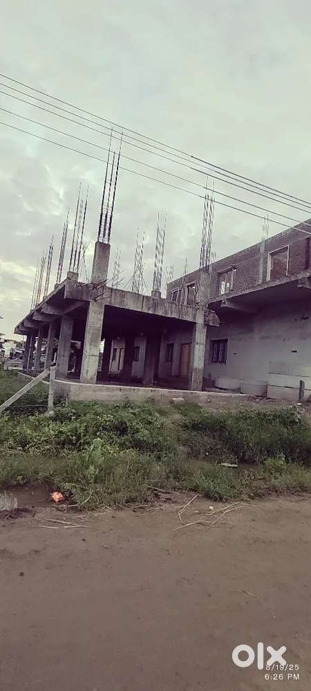 Road-facing residential plot with easy access to Amaravati main Road