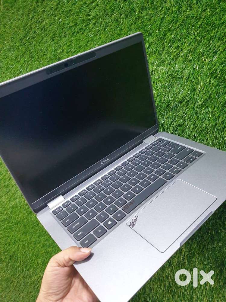 Available touch Laptop Dell Latitude 5310 Core i5 10th Gen 8GB /256GB