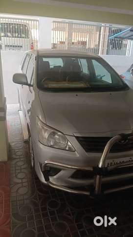 Toyota Innova 2013 Diesel 98000 Km Driven