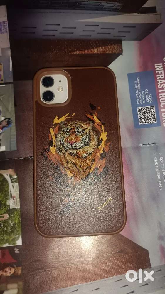 Iphone 11 excellent condition