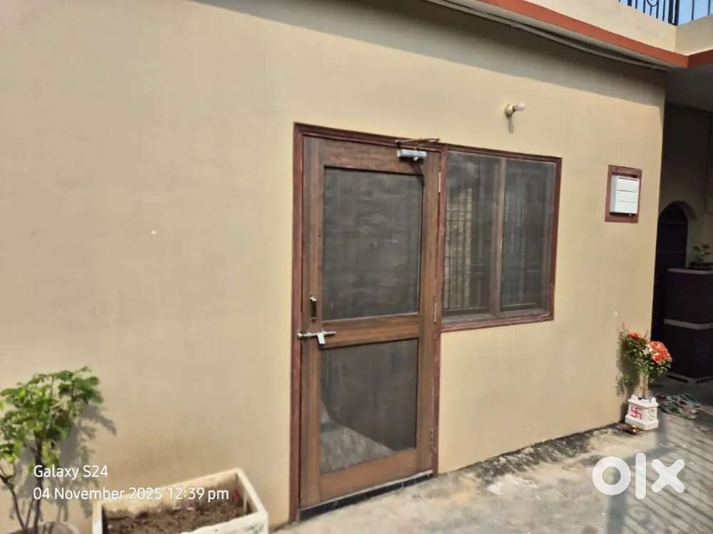 1 RK AC Geyser Bedding furnished