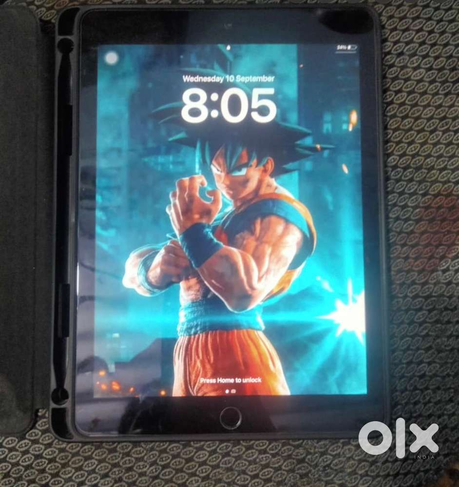 Ipad 6th generation 32 gb Wi-Fi plus cellular