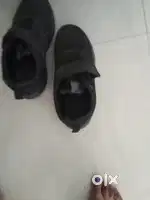 Kids shoes 5/6 years old