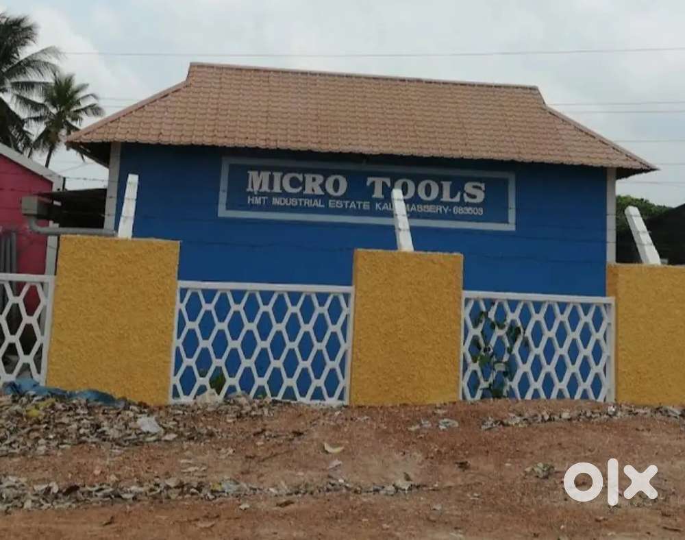 Experienced cnc operator