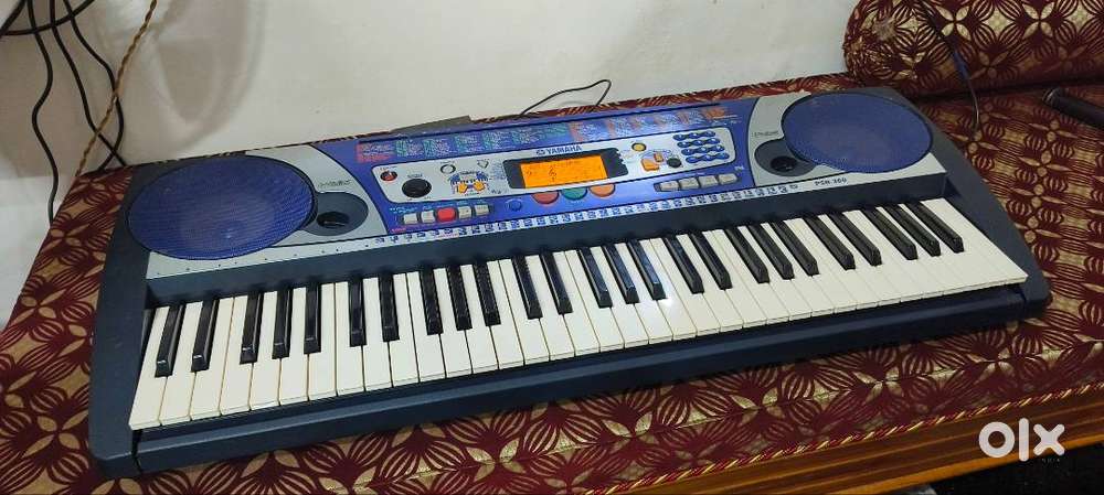 Yamaha PSR Keyboard