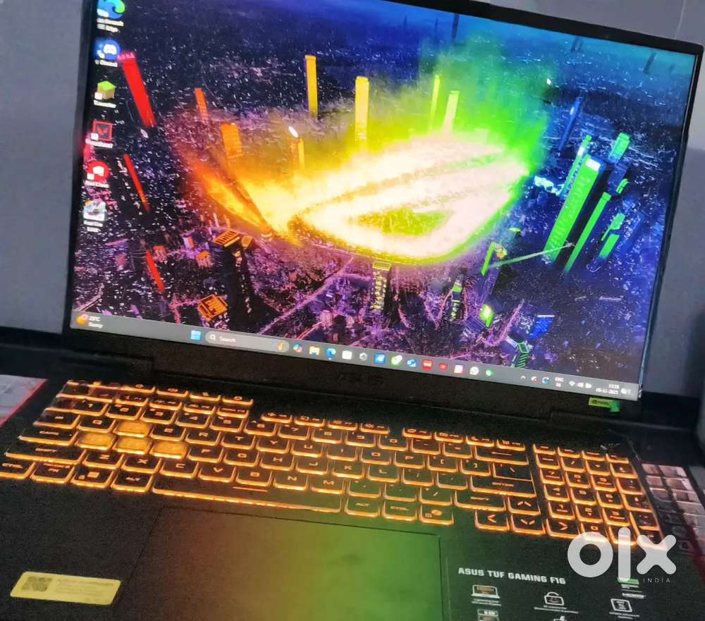 Asus gaming tuf f -16 , 1tb rtx 5050, less than 1 month old