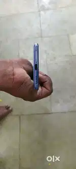 Vivo v27 8 gb ram 128 storage