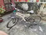 Hercules Roadeo A-100vx  26x18 bycycle