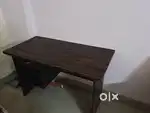 Computer table