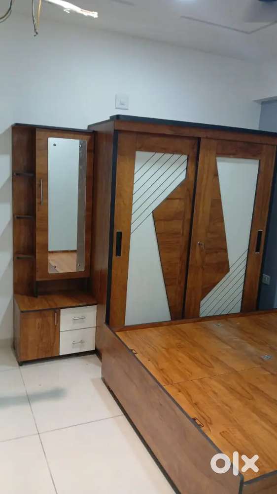 BU Phoenix wholesale furniture