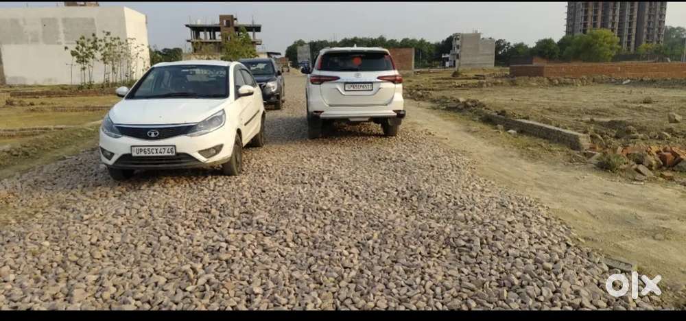 Rohaniya me best location me plot lijiye