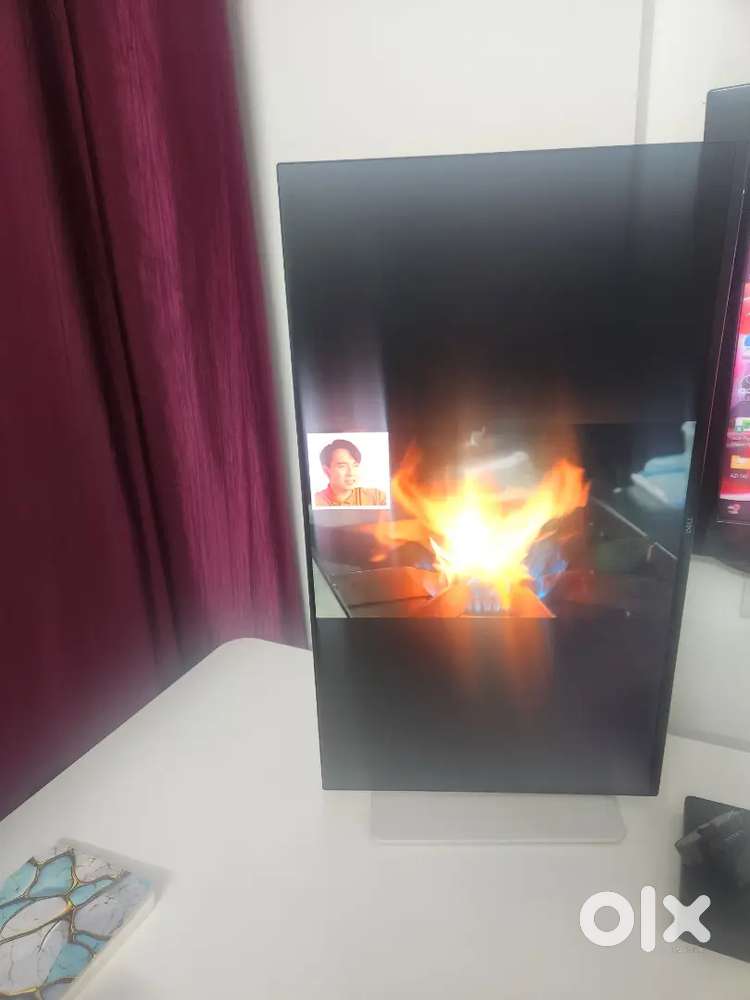 NEW Dell MONITOR, 2 days before purchased, Selling to buy another mode