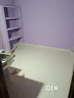Single Room for one male/Store