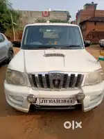 Mahindra Scorpio 2013 Diesel 130000 Km Driven
