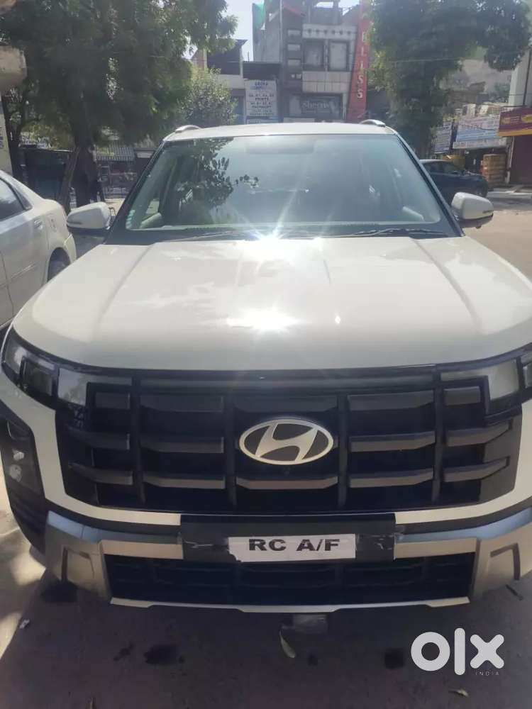 Hyundai Creta 2025 Diesel 825 Km Driven - New Condition