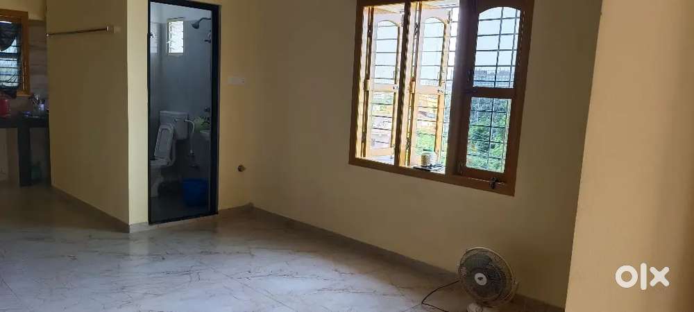 Cozy 1RK Studio for Girls Rommate.– ₹3000 Only!