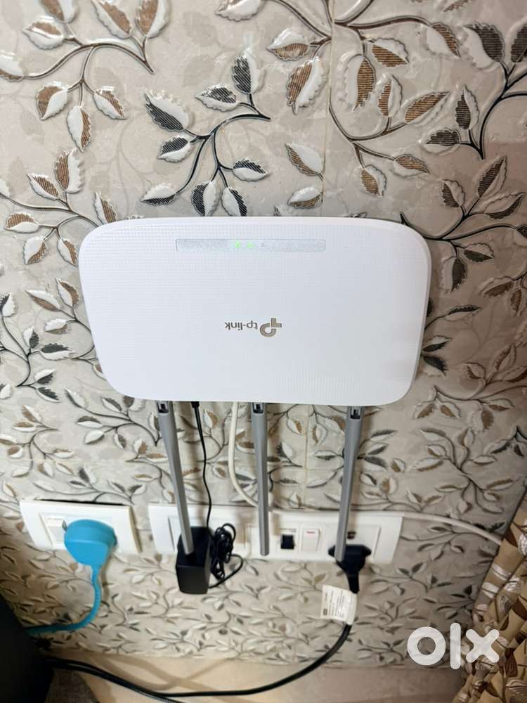 TP link wifi router for sale in perfect condition