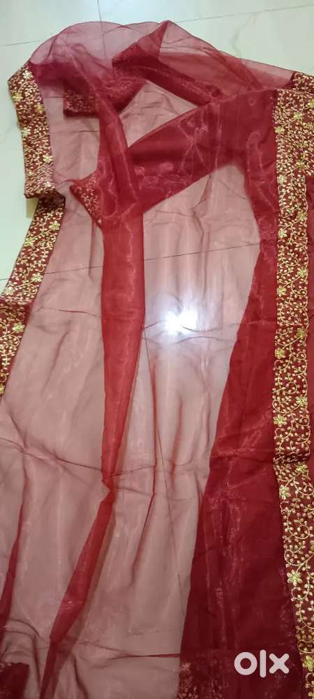Chudidar with chuni