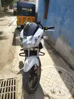 Apache rtr 180 white