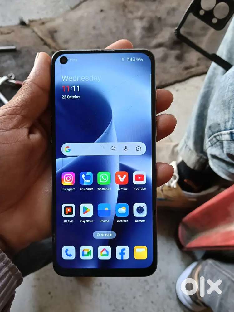 8GB RAM 128 GB memory