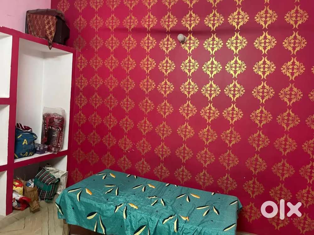 2  room set girls and small family