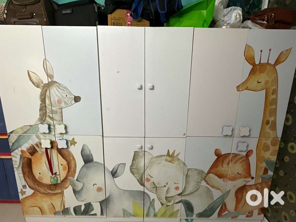 3 wardrobes well maintained