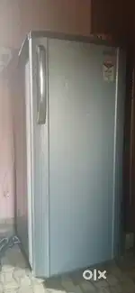 Samsung new condition fridge chalti hui condition