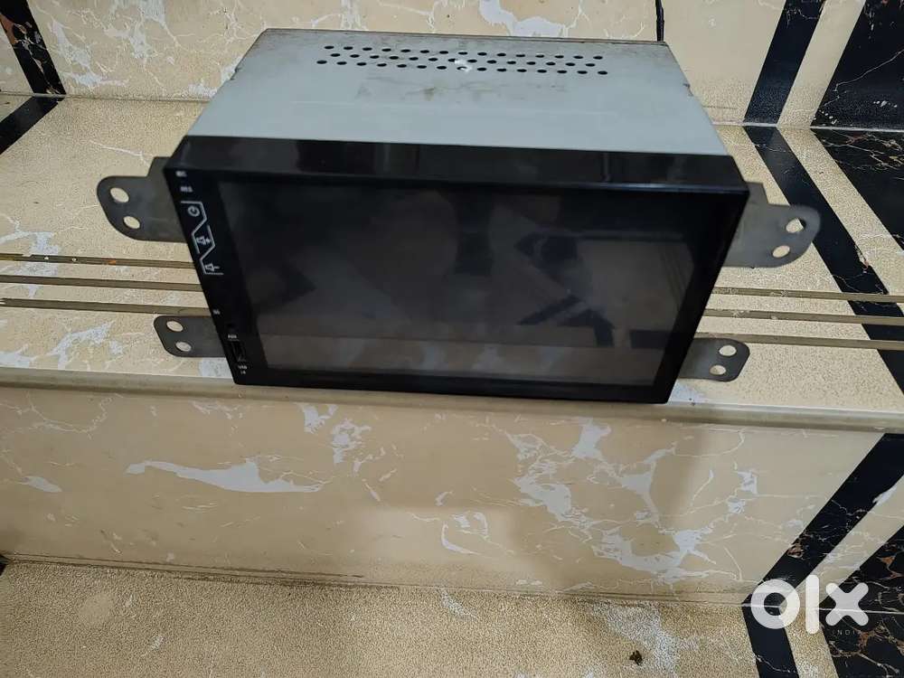 Car music system complete set.