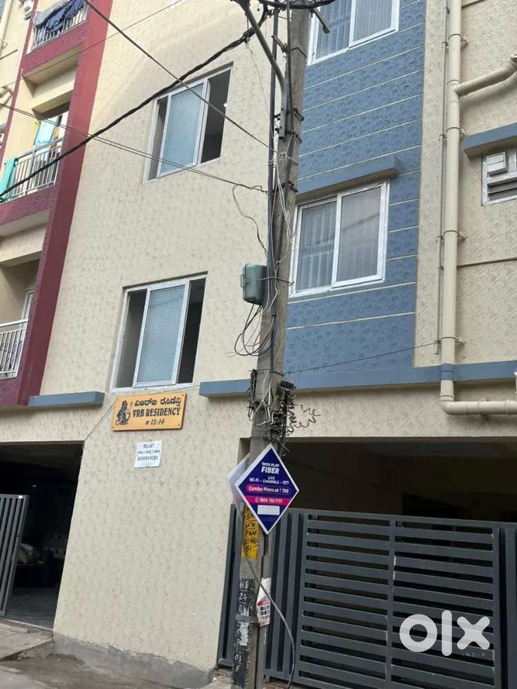 2bhk for rent with car parking near sparsh hospital