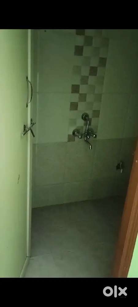 2BHK semfurnished Flat near Shriguruji hospital, Gangapur road Nashik