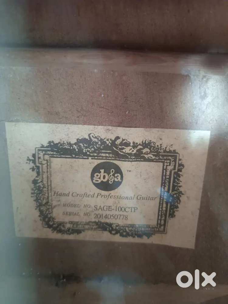 Gutitar for sale urgent