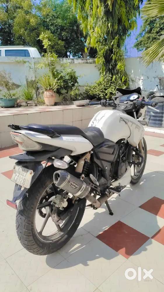 APACHE RTR 180 RACING EDITION