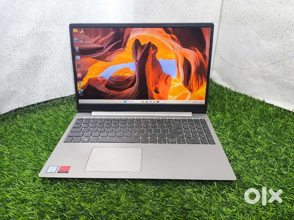 Lenovo IdeaPad ( i5 8th Gen ) 8GB RAM 256GB NVMe SSD Backlit Keyboard