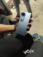 Vivo   v40