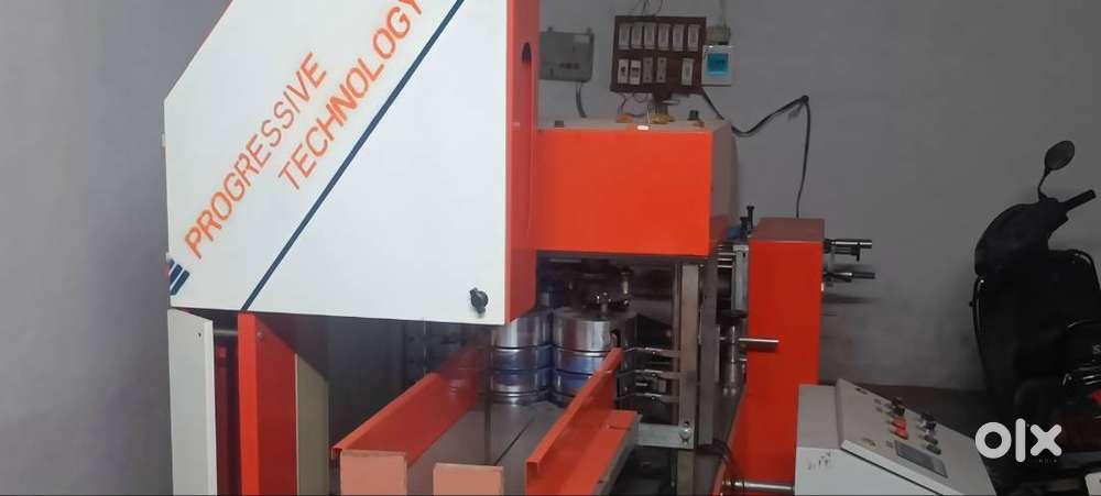 Tissue paper making machine